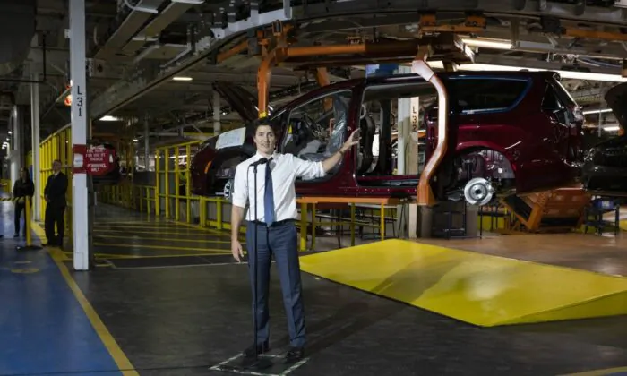 Prime Minister Justin Trudeau tours the Stellantis Windsor (Chrysler) Assembly plant in Windsor, Ont., Jan. 17, 2023. (The Canadian Press/Nicole Osborne)
