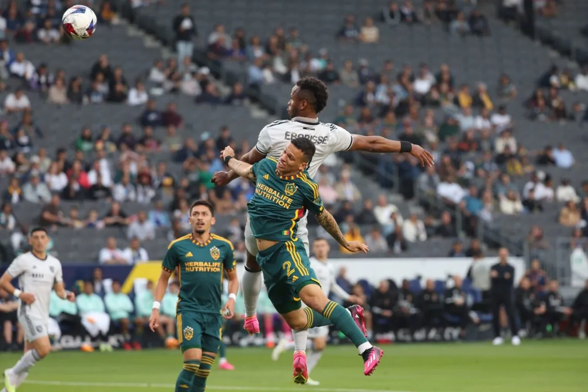 San Jose Earthquakes forward Jeremy Ebobisse (11) heads the ball over Los Angeles Galaxy defender Calegari (2) during the first half at Dignity Health Sports Park in Carson, Calif., on May 14, 2023. (Kiyoshi Mio/USA TODAY Sports via Field Level Media)