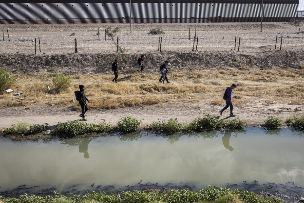 NextImg:More Than 4,000 Illegal Immigrant 'Gotaways' Since Title 42 Ended: Border Patrol Chief