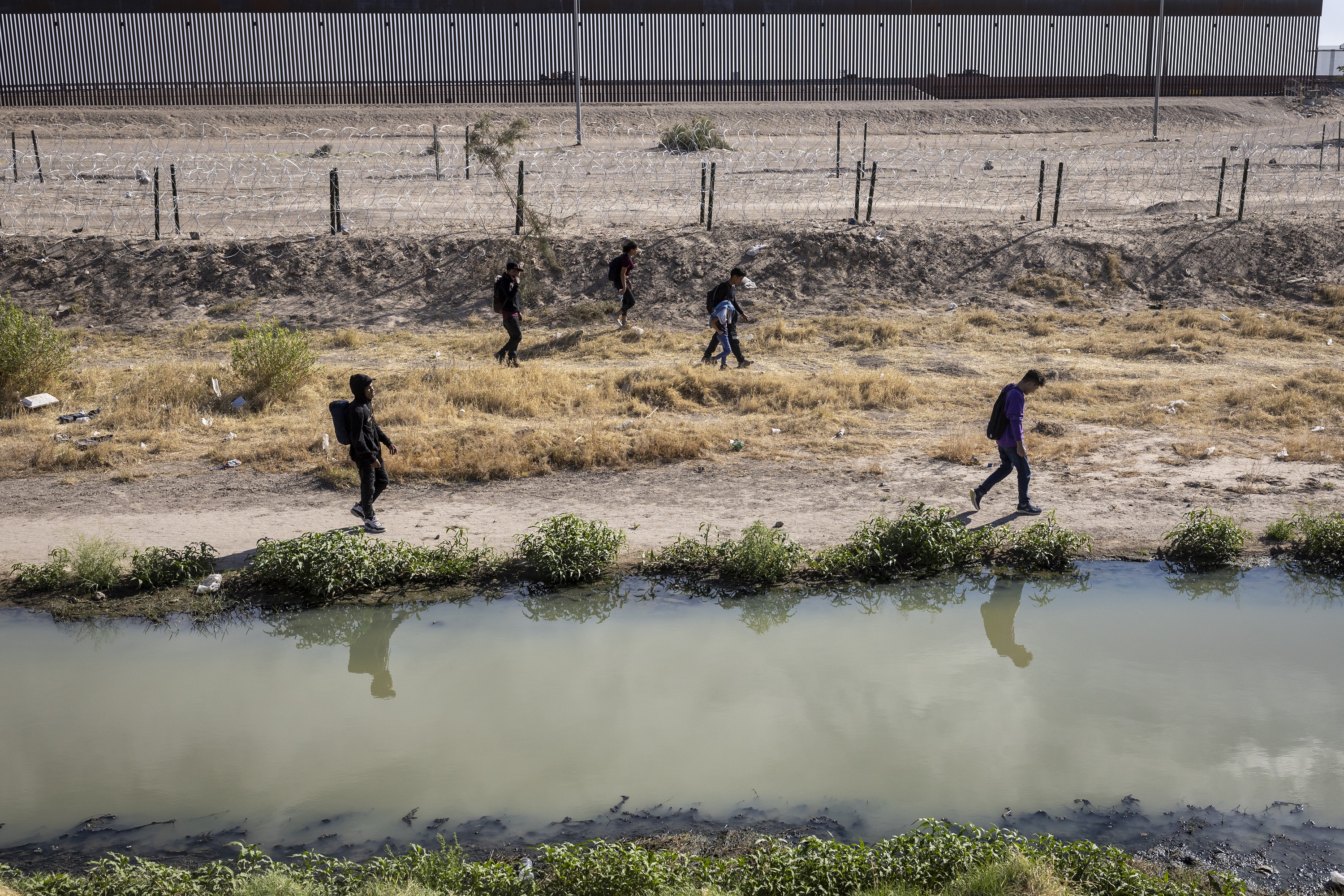 More Than 4,000 Illegal Immigrant 'Gotaways' Since Title 42 Ended: Border Patrol Chief - Vimarsana News