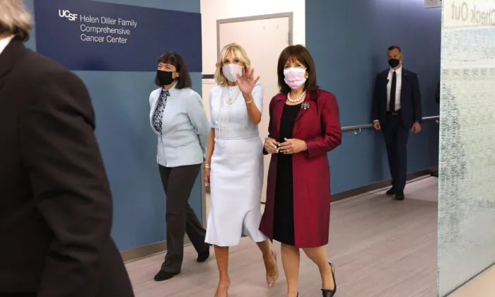 From left to right: National Cancer Institute Director Dr. Monica Bertagnolli, first lady Jill Biden (C), and Rep. Jackie Speier (D-Calif.) at the University of California, San Francisco Helen Diller Comprehensive Care Center in San Francisco, Calif., on Oct. 7, 2022. (John G. Mabanglo/Pool/Getty Images)