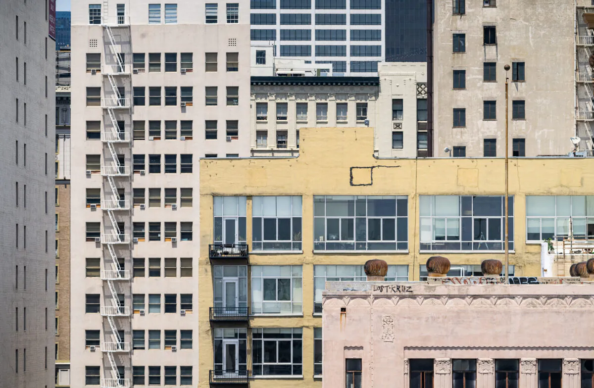 Housing units in the city of Los Angeles on May 16, 2023. (John Fredricks/The Epoch Times)