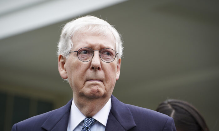 McConnell Responds After Freezing at Press Briefing, Prompting Concern