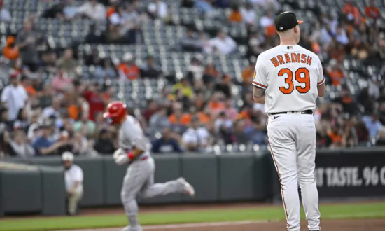 Orioles Overcome Trout’s Homer, Drop Angels to .500 With 3–1 Victory