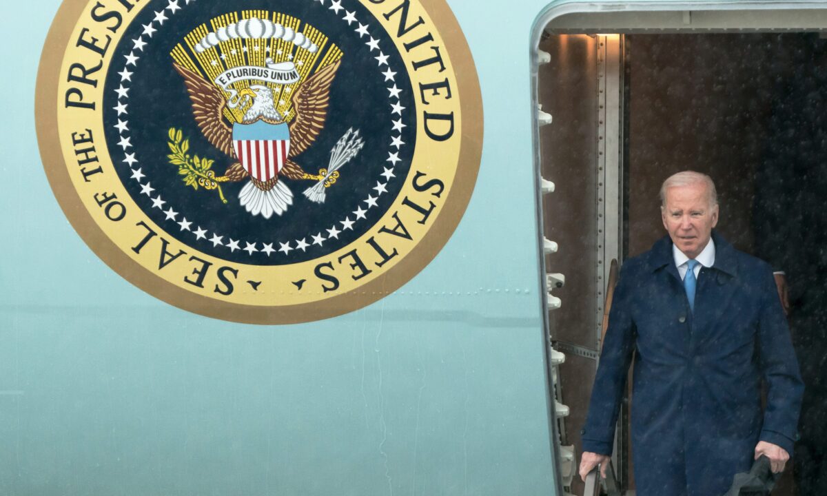 NextImg:Biden Arrives in Japan to Meet with G-7 Leaders Amid Looming Debt Crisis at Home