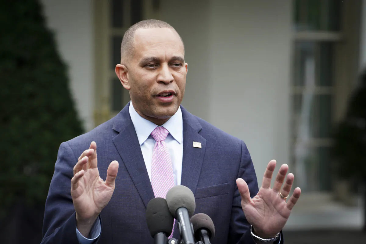 House Minority Leader Hakeem Jeffries (D-N.Y.) speaks to the press after meeting President Joe Biden and other leaders at the White House in Washington on May 16, 2023. (Madalina Vasiliu/The Epoch Times)