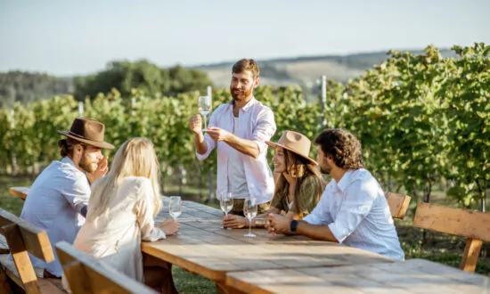 8 Reasons to Make More Small Talk