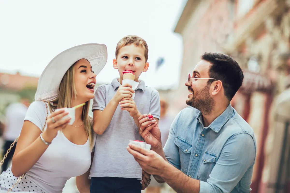 Clear the calendar and consider these five ways to savor some family time without depleting your savings. (Dreamstime/TNS)