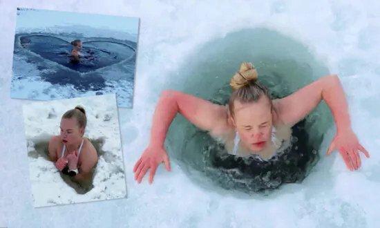 Woman Starts Her Day With a Swim in a Minus 4-Degree Lake for Better Health and Happiness