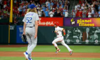 Cardinals Hit 7 Homers, Pound Visiting Dodgers