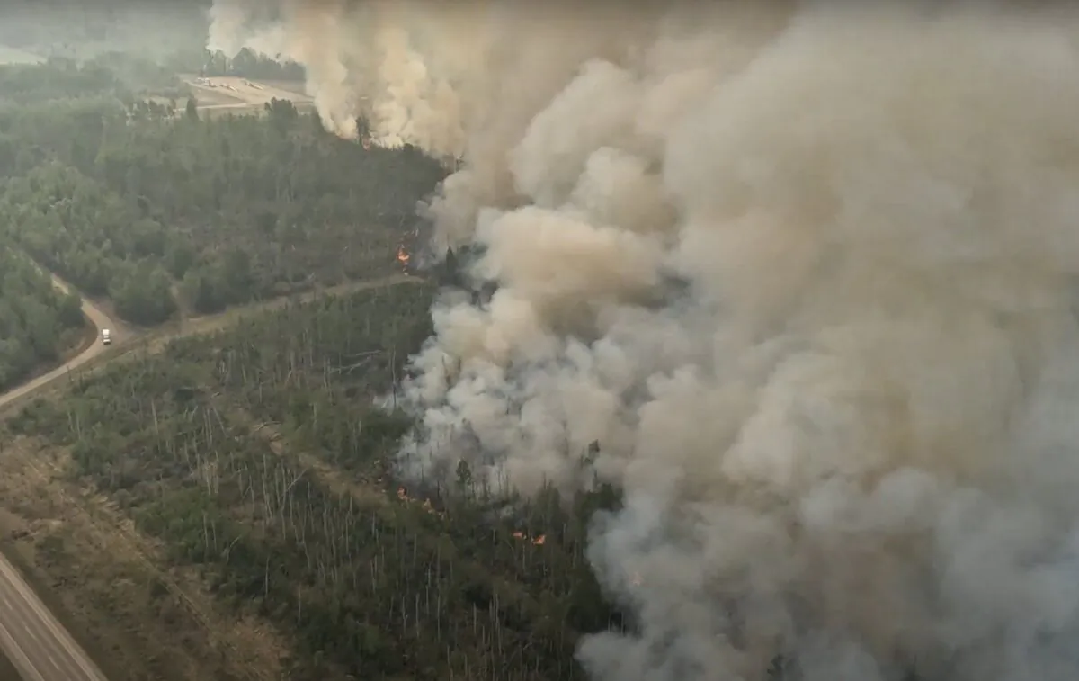 Smoke is shown as the Stoddart Creek wildfire burns in British Columbia in this May 17, 2023 handout image taken from video. (The Canadian Press/HO-BC Wildfire Service)
