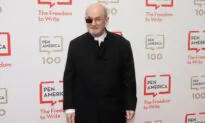 Salman Rushdie Honored at PEN America Gala, First In-person Appearance Since Stabbing