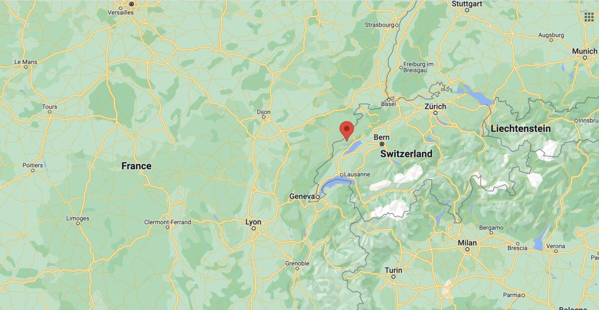 Plane Crash in Swiss Mountains Kills 3