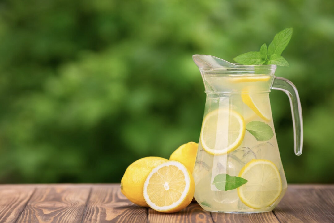 Lemon Water: Anti-Cancer Weight Loss Recipe? Best Ways to Drink It