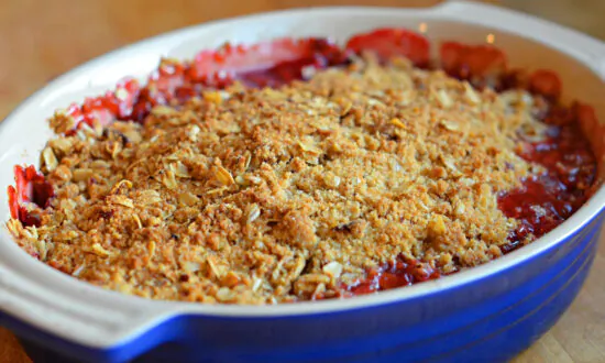 Strawberry Rhubarb Crisp