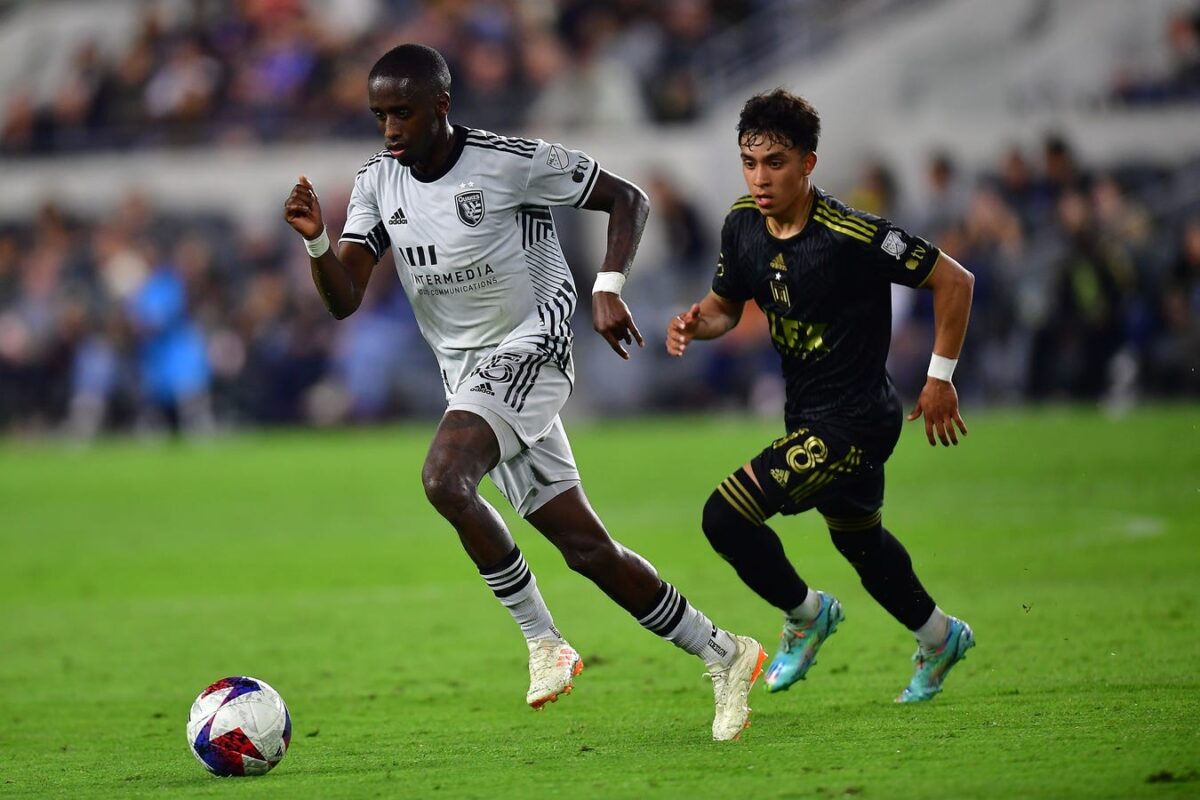 LAFC Strike Early, Go on to Blank Earthquakes
