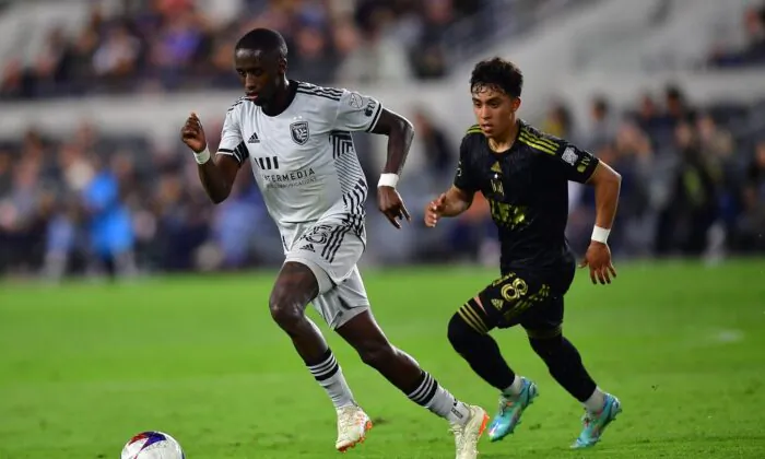 San Jose Earthquakes midfielder Jamiro Monteiro (35) controls the ball against Los Angeles FC defender Erik Duenas (18) during the first half at BMO Stadium in Los Angeles, on May 20, 2023. (Gary A. Vasquez/USA TODAY Sports via Field Level Media)