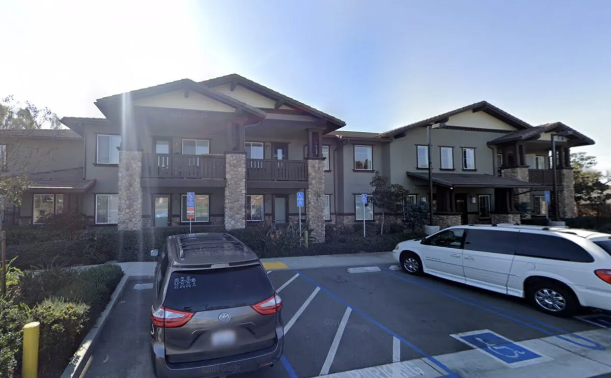 Vista del Rio Apartments in Santa Ana. (Screenshot via GoogleMap.com)
