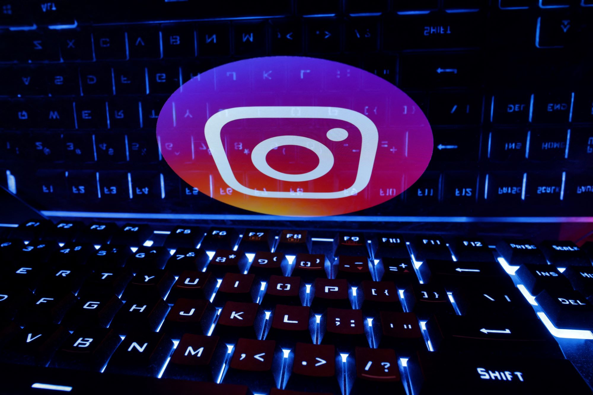 Instagram Algorithms Promote Pedophile Networks: Investigation Finds - Vimarsana News