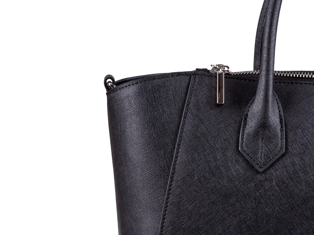 An unzipped bag on a restaurant chair is never a good idea. (Dreamstime/TNS)