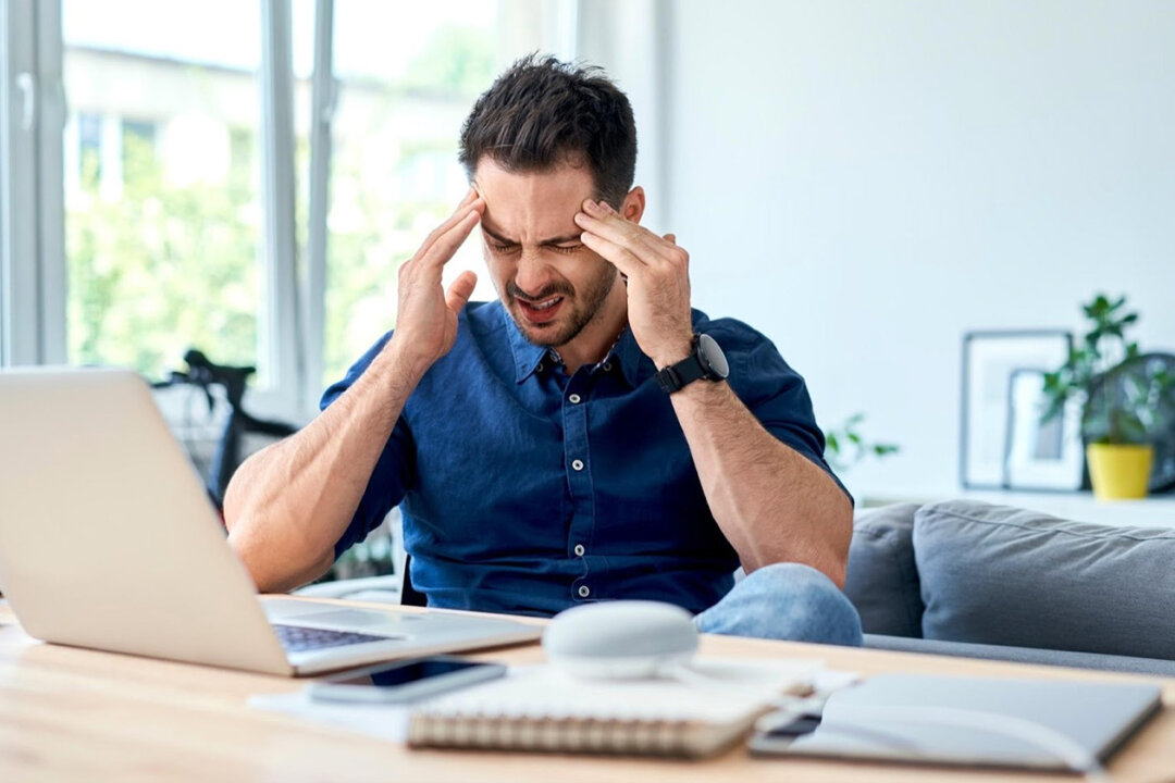 The World Health Organization lists migraines as one of the 10 most disabling medical illnesses. (Baranq/Shutterstock)