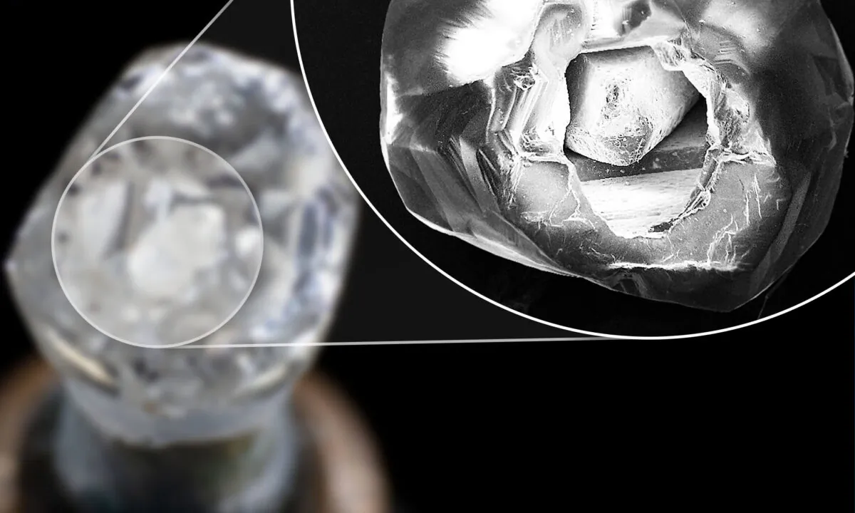 (Courtesy of Danny Bowler/De Beers Group; Inset: Courtesy of Ivan Nikiforov/De Beers Group)