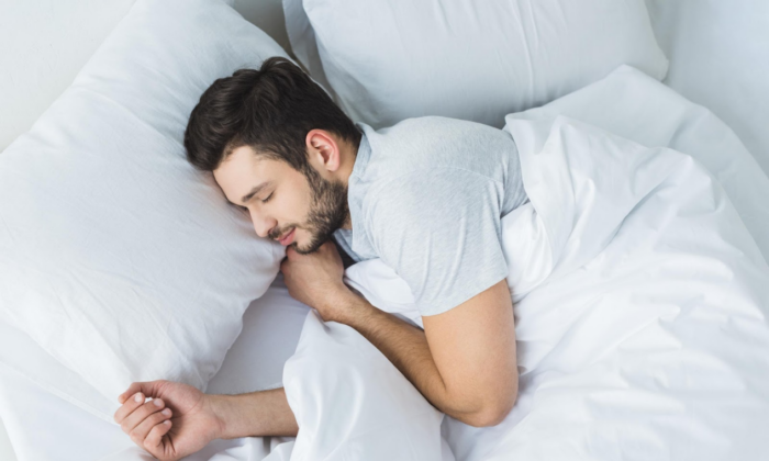 6 Benefits of a Good Night's Sleep, Including Weight Loss