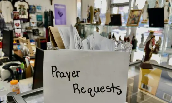 Florida Book Store Fights Jacksonville Law Forcing Use of Customers’ Preferred Pronouns