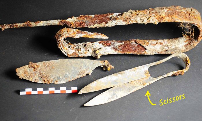 Celtic Grave Found With 2,300-Year-Old Scissors and 'Folded' Sword During Excavation in Germany