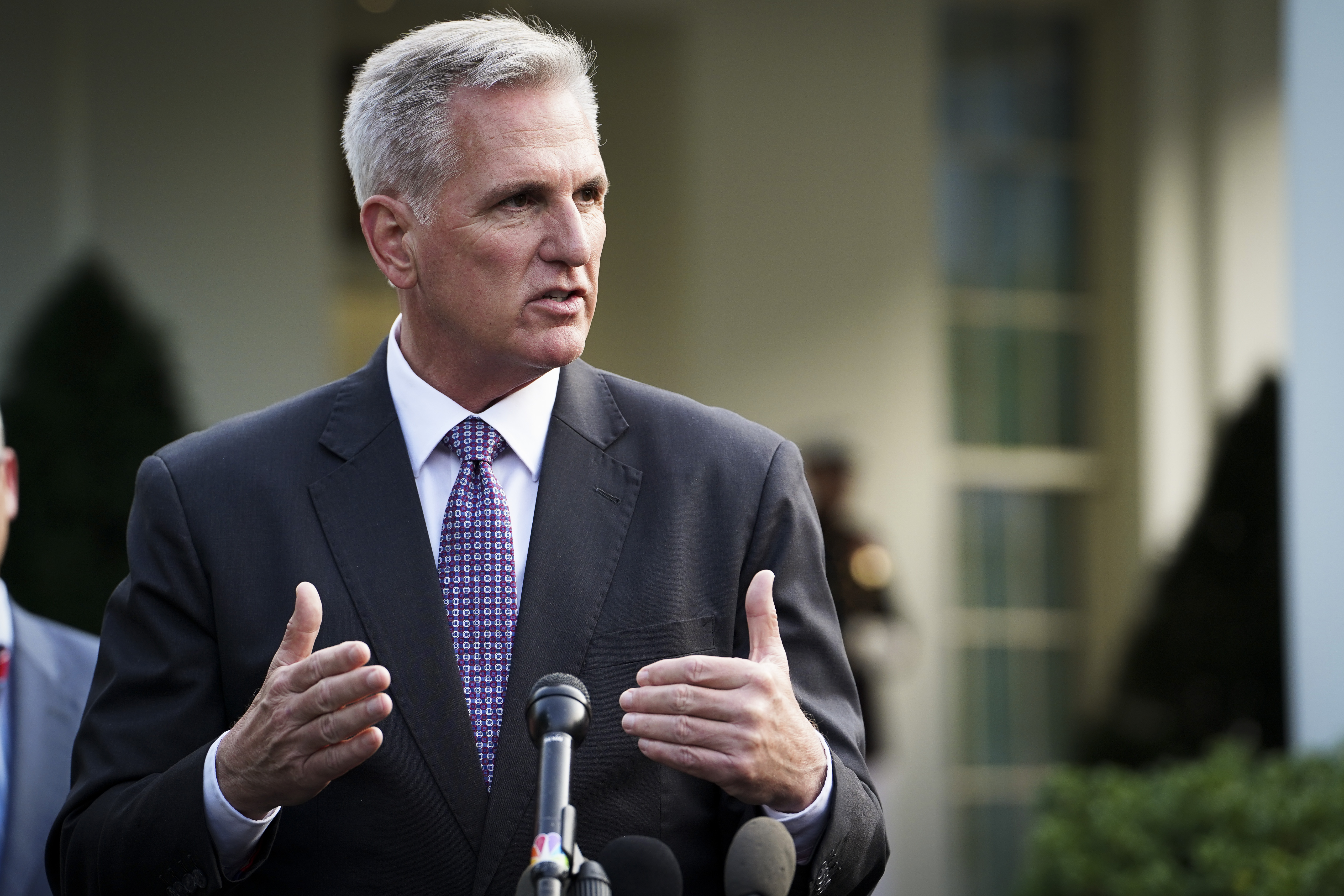 McCarthy Staying in DC to Fight for Debt Ceiling Agreement 'Worthy of American People' as Biden Heads Home - Vimarsana News
