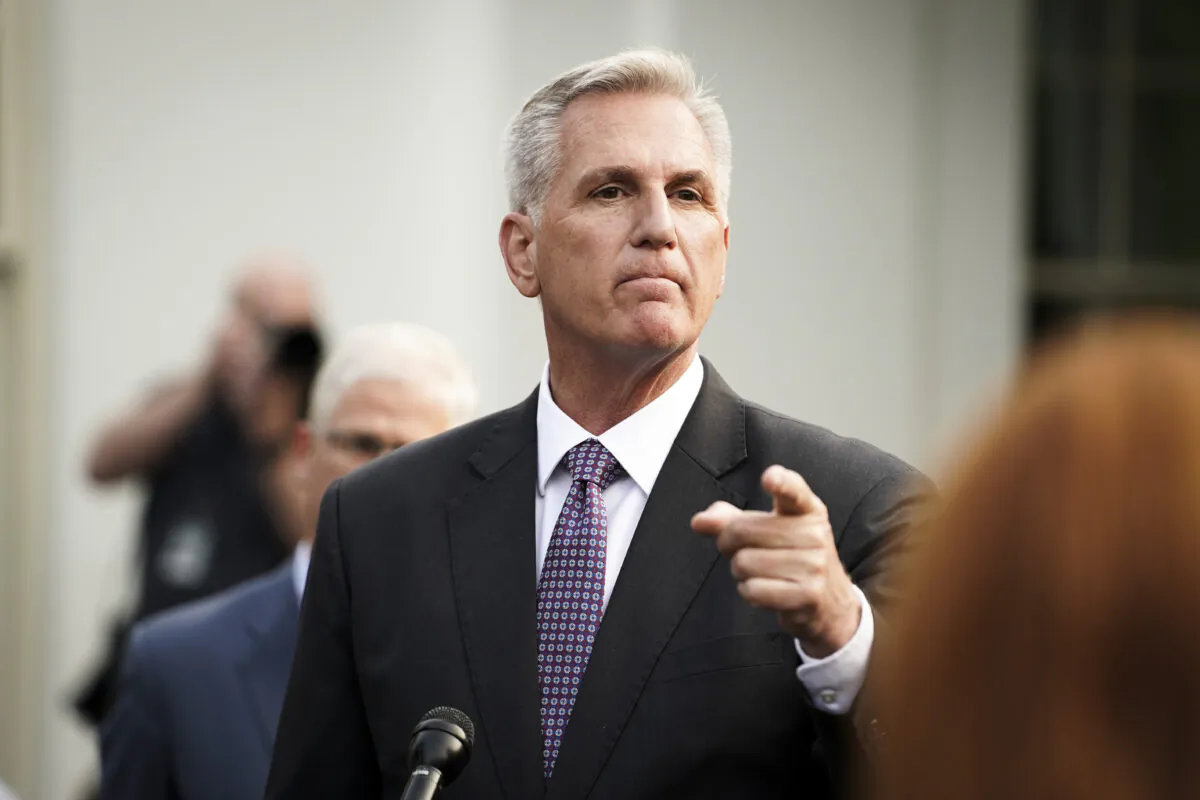 House Speaker Kevin McCarthy (R-Calif.) speaks to the press after meeting President Joe Biden to discuss the debt limit at the White House in Washington, on May 22, 2023. (Madalina Vasiliu/The Epoch Times)