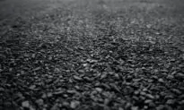 Simple Driveway Restoration With Tar and Chips