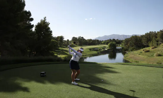 Top-Seeded Lilia Vu Pulls Away in LPGA Match-Play Opener
