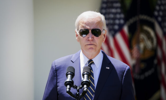 Biden Pulls Nomination of 2 Judges