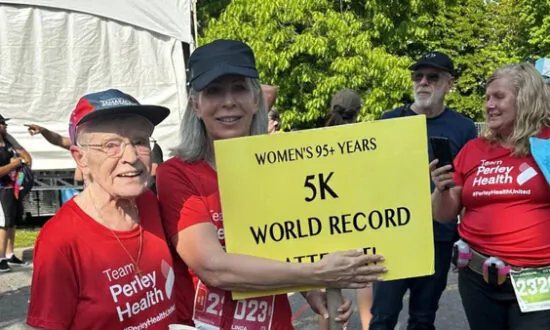 96-Year-Old Ottawa Woman Sets World Record for 5-Kilometre Race