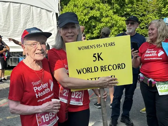 Ninety-six-year-old Rejeanne Fairhead (L), seen in this handout image, says that until two years ago, the most athletic things she had ever done involved bowling and horse shoes. (The Canadian Press/Ho-Tamarack Ottawa Race Weekend)