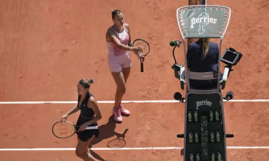 Ukraine’s Kostyuk Booed for Refusing to Shake Hands With Belarus’ Sabalenka at French Open