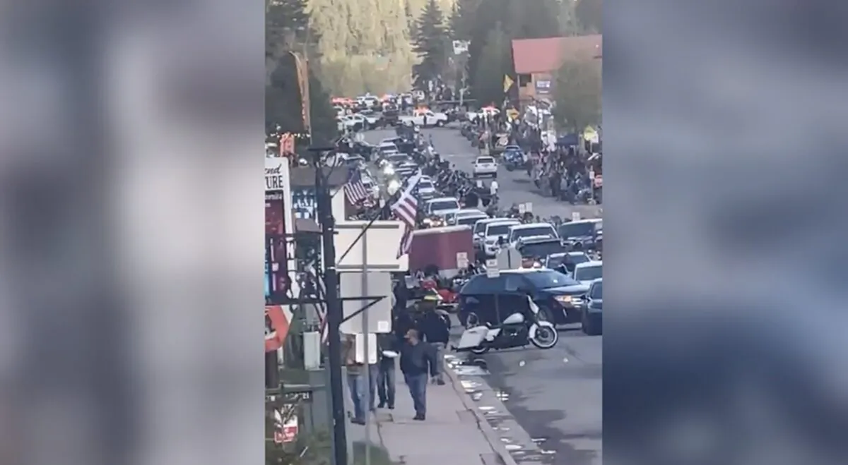 First responders at the scene of a shooting at a motorcycle rally in Red River, N.M., on May 27, 2023, in a still from video. (Courtesy of Jess Rael/Screenshot via NTD)