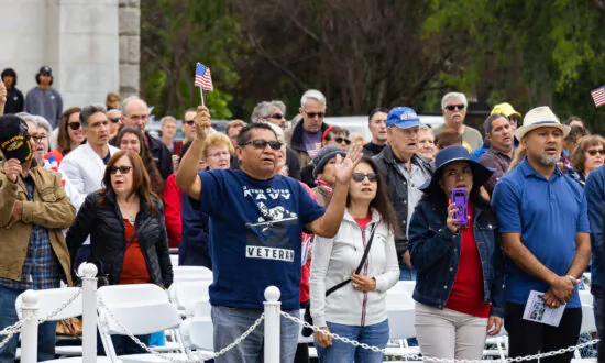 Thousands Gather in Santa Ana to Celebrate Memorial Day