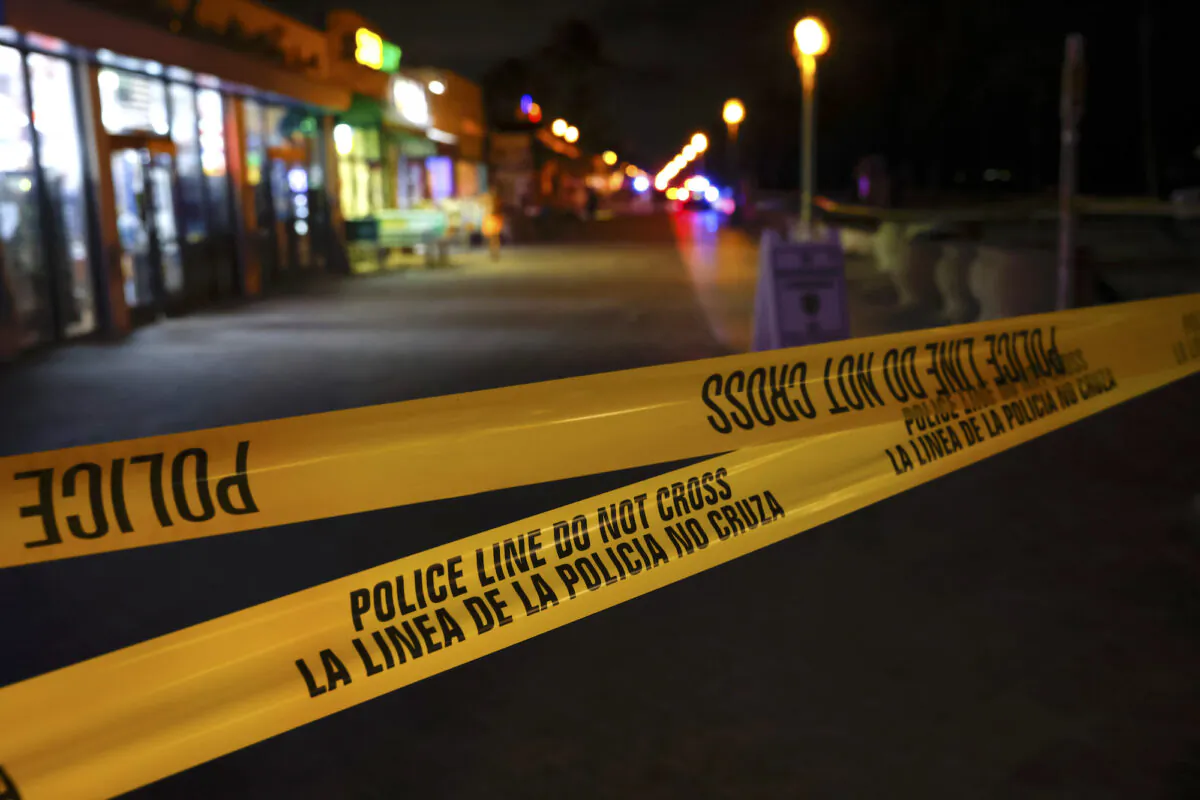 File photo shows a crime scene tape cordon at a street in Hollywood, Fla., on May 29, 2023. (Eva Marie Uzcategui/Getty Images)