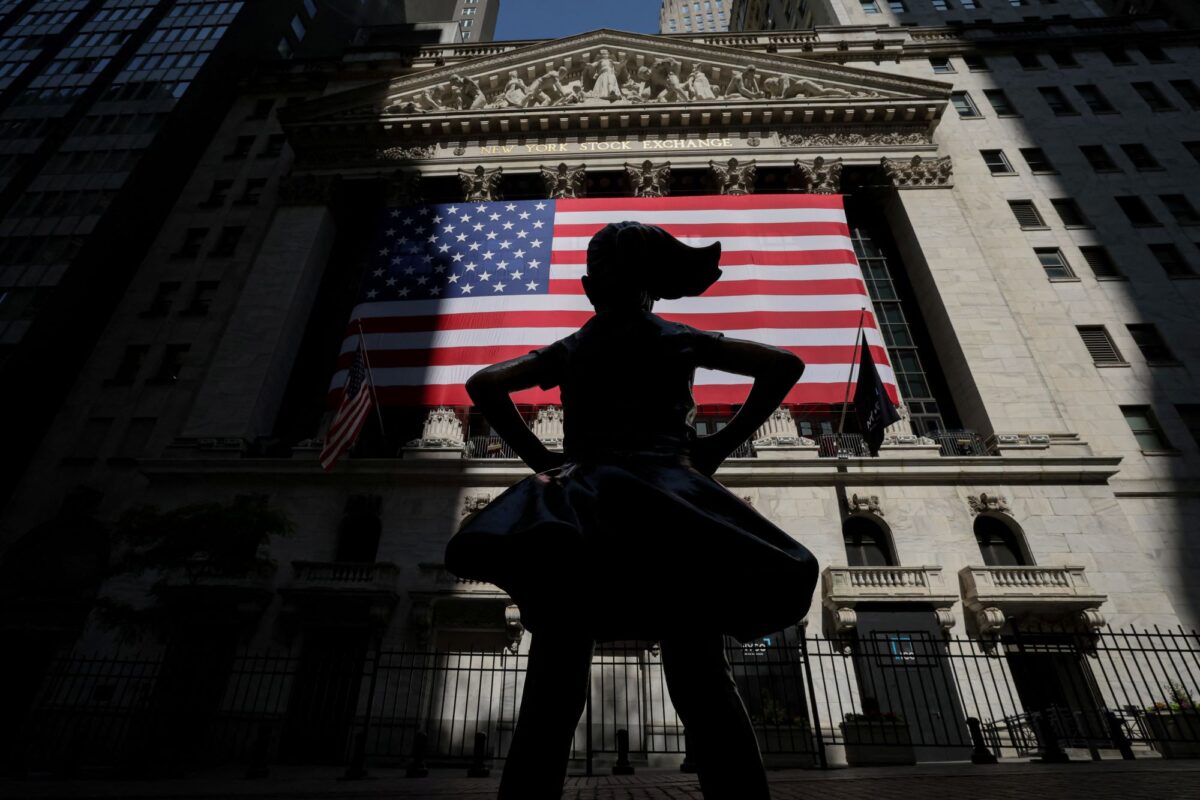 NextImg:Wall Street Opens Lower Ahead of Debt Ceiling Deal Vote