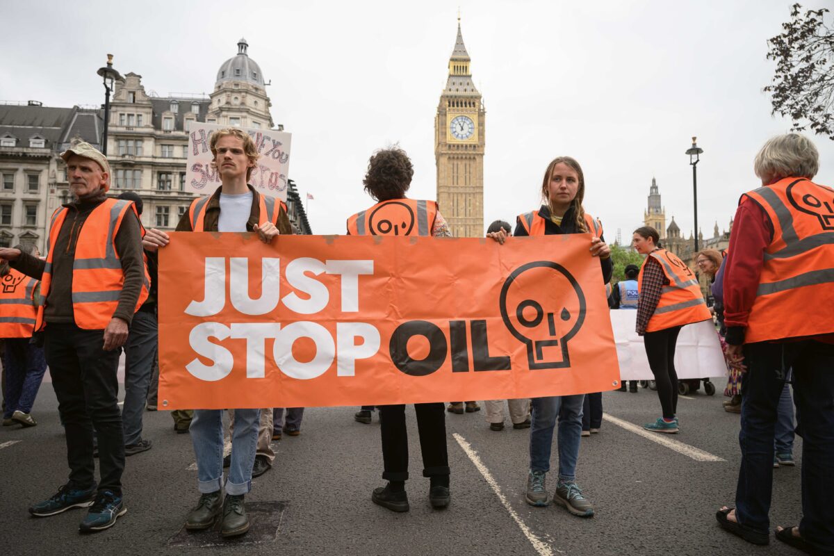 NextImg:Donations for Just Stop Oil Backer Dale Vince Are 'Perfectly Legitimate,' Says Labour