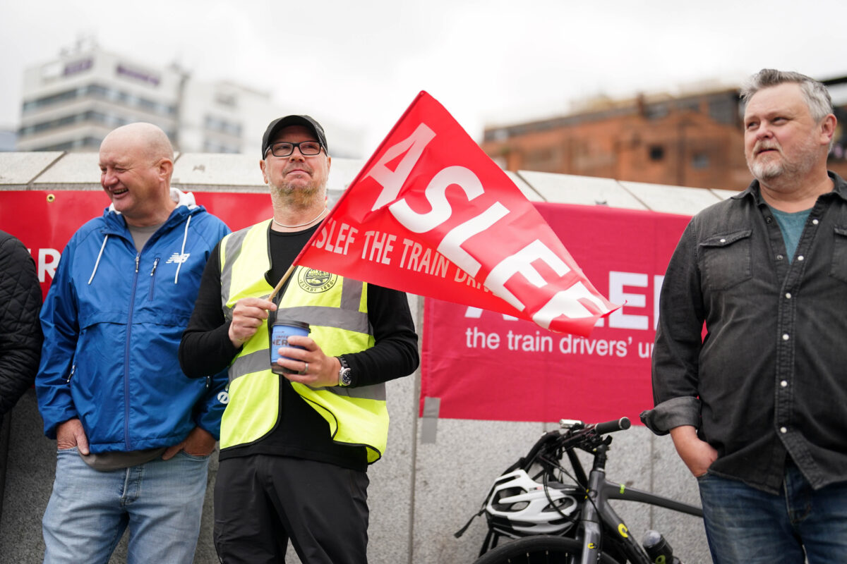 NextImg:Train Drivers Vote to Continue Strike Action for Six More Months
