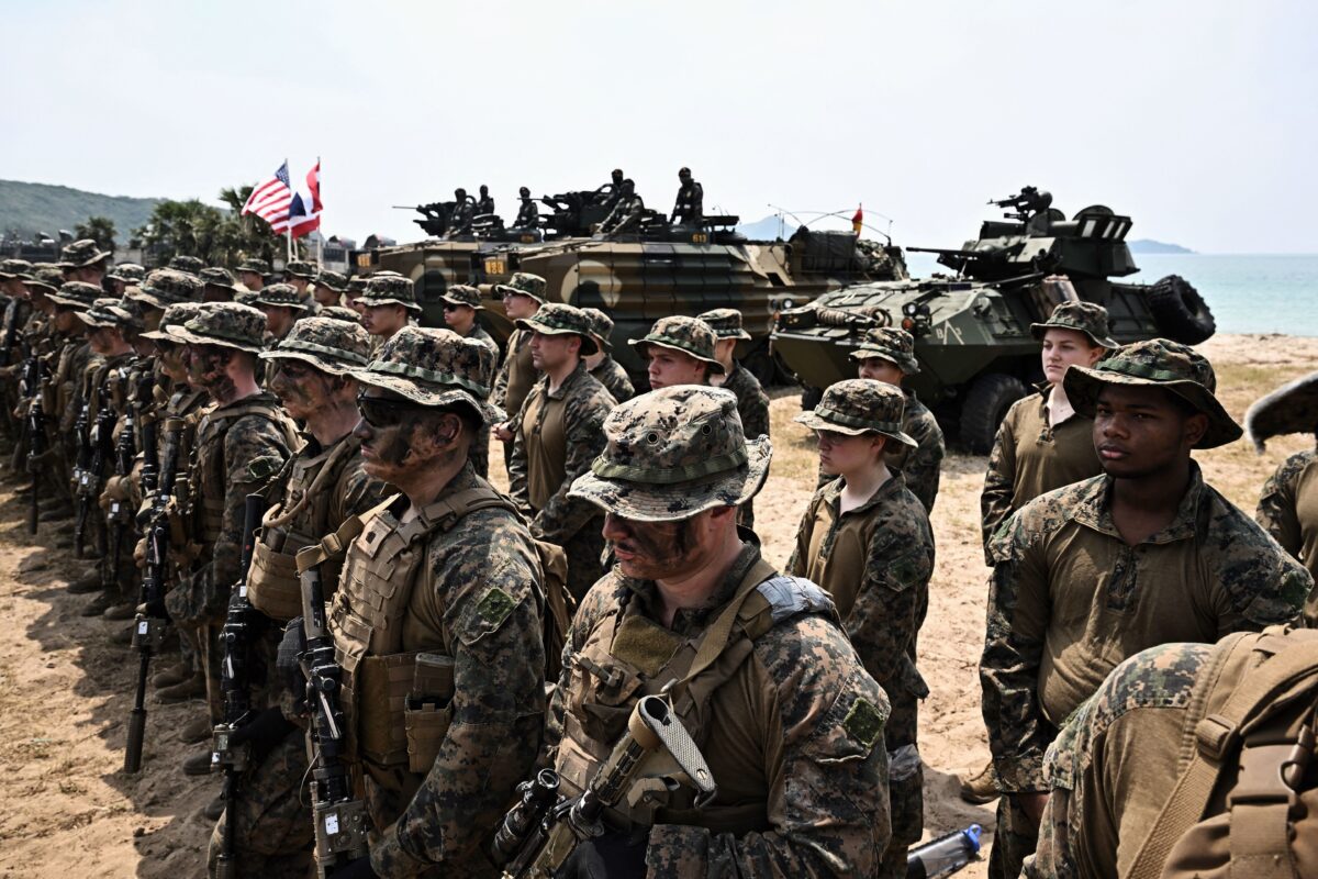 DeSantis Rolls out Plan to 'Rip the Woke' out of America's Armed Forces