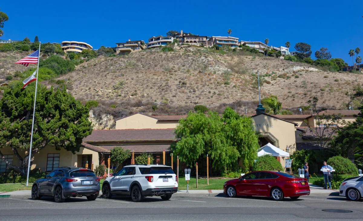 The Laguna Beach City Hall area in Laguna Beach, Calif., on Oct. 15, 2020. (John Fredricks/The Epoch Times)