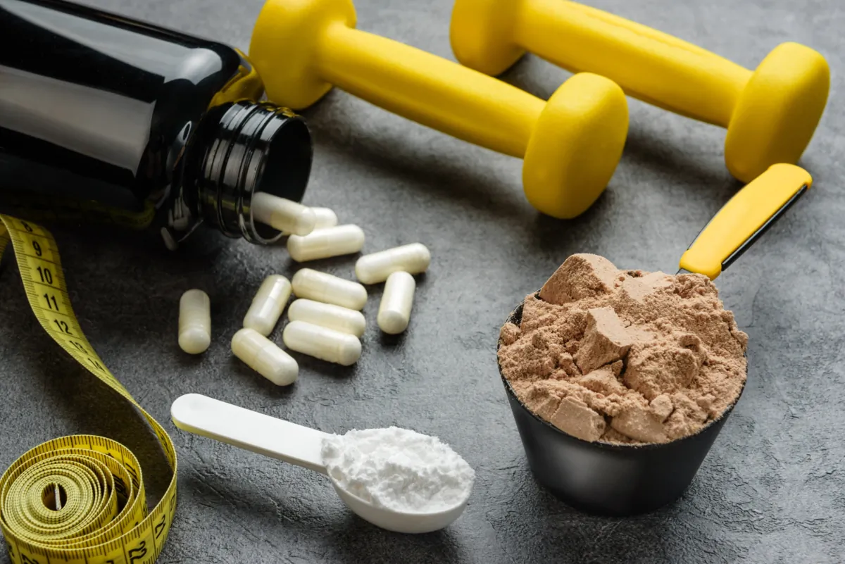 Do you ever wonder how sprinters can maintain such high speed over short distances or how weightlifters can hoist hefty loads? That's creatine at work. (Halk-44/Shutterstock)
