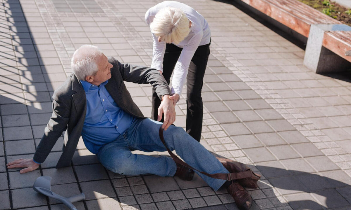 NextImg:Sarcopenia Can Cause Falls and Mobility Problems, Diet and Exercise Can Help