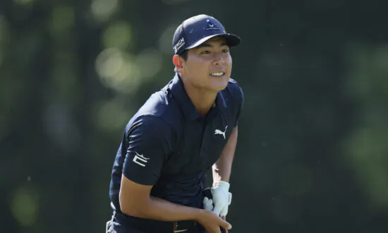 Justin Suh Grabs Lead at Star-Packed Memorial