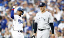 Betts Hits 2 HRs, Kershaw Beats Yankees for 1st Time in Dodgers’ 8–4 Win