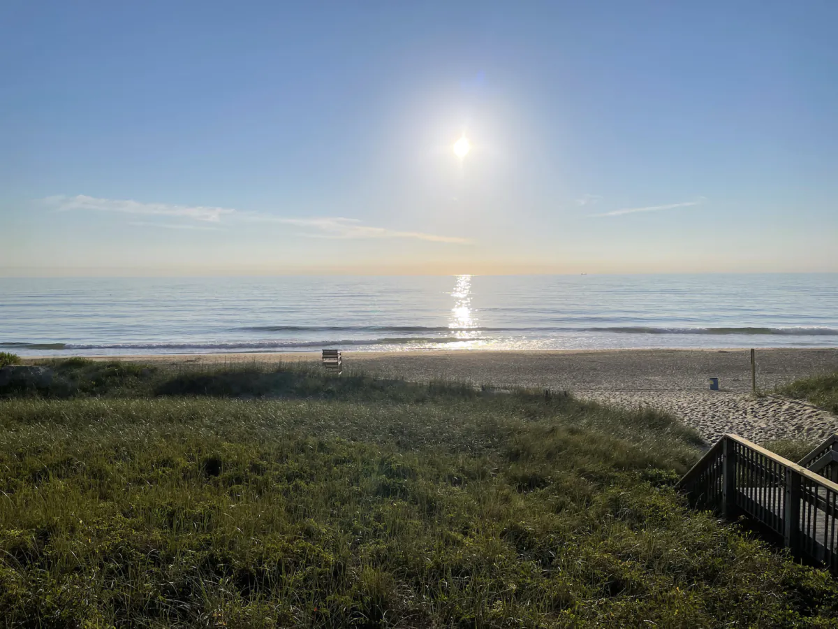 The Outer Banks’ sun and sand continue to lure vacationers to its beaches. (Lynn Topel)